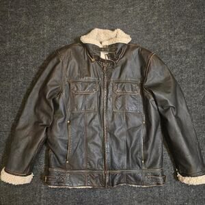 Vintage 80s Wilsons Leather Glll 100% leather jacket with Sherpa lining. Mens XL